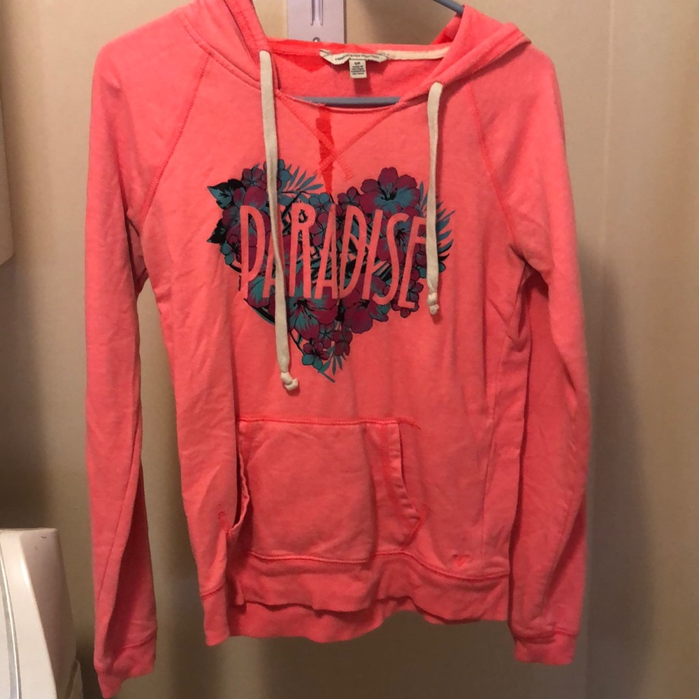 American Eagle pullover